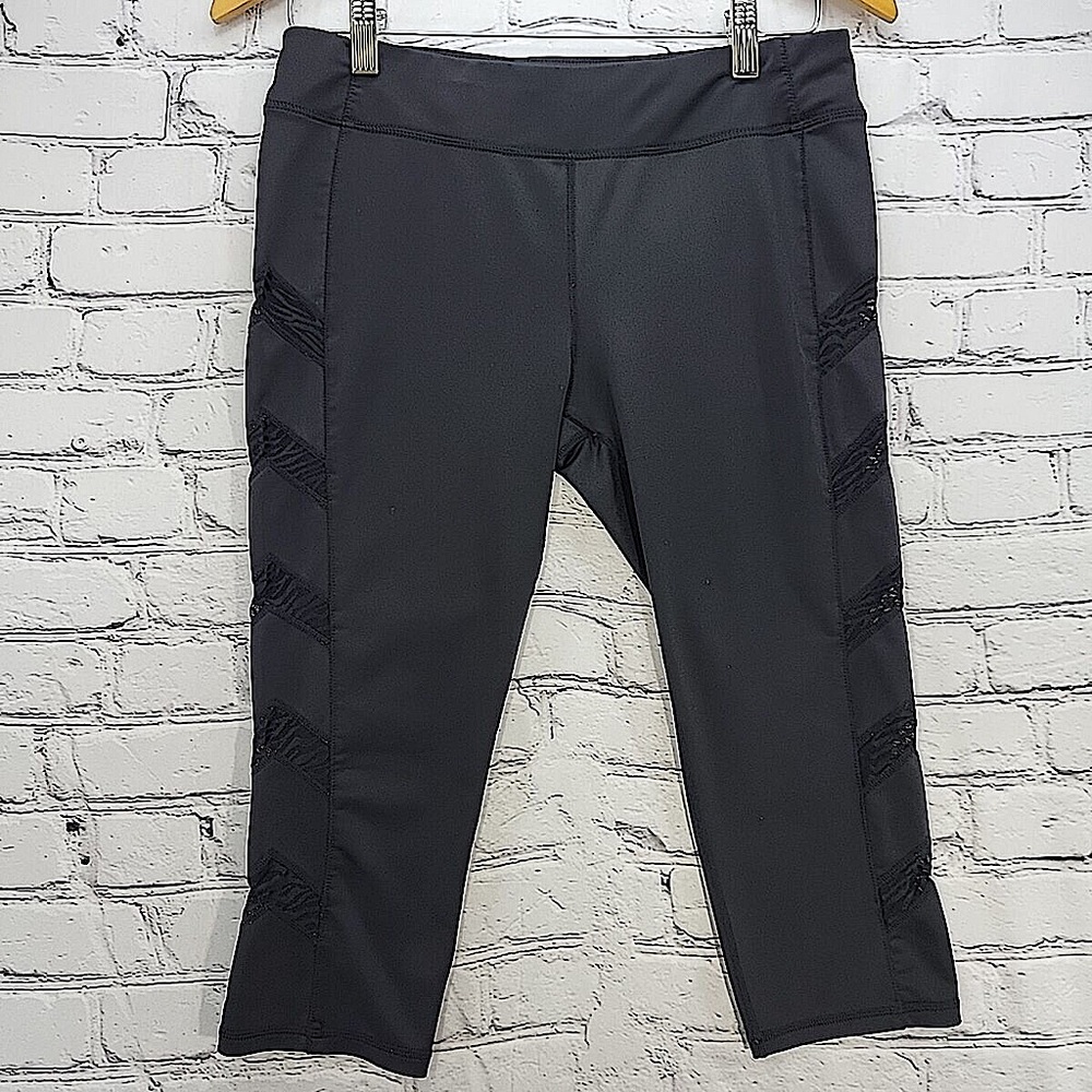 Marc New York Black Capri Leggings with Mesh Detail